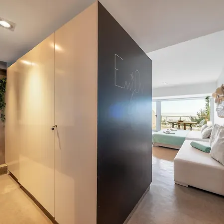 Guestready - Beachfront *